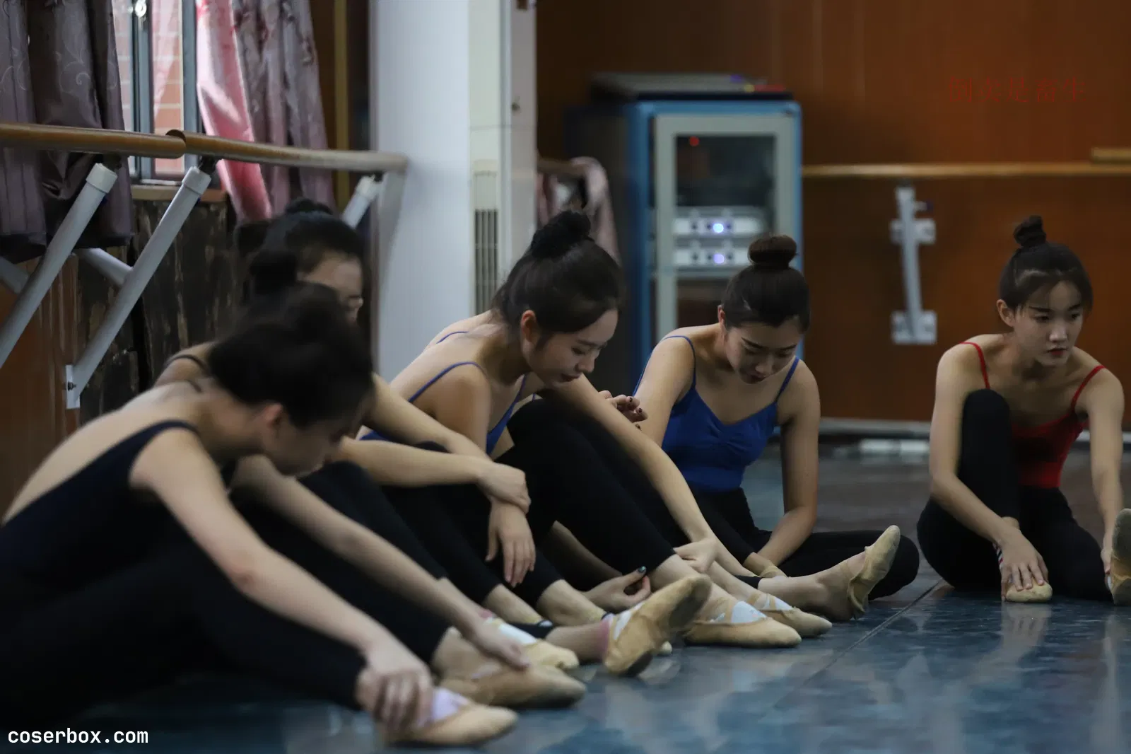 大西瓜爱牙膏 W003 舞蹈芭裤 [630P 1V 2.61GB]