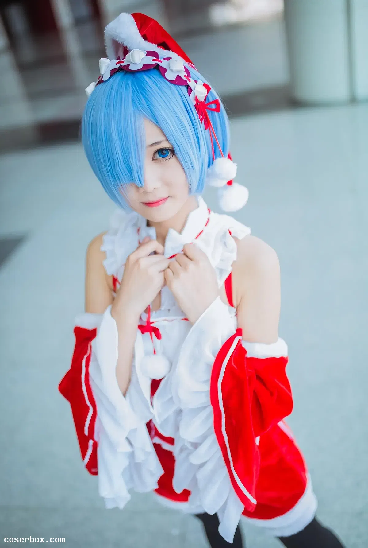 羽天Shine NO.29 RE从零开始的异世界生活COS蕾姆可爱场照圣诞 [13P 14.86MB] - 2