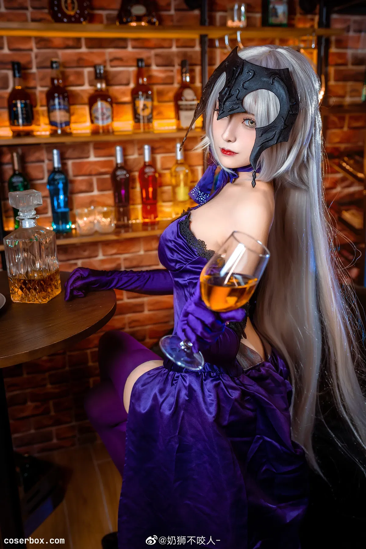 奶狮不咬人 NO.07 黑贞德 [10P 61.26MB] - 1