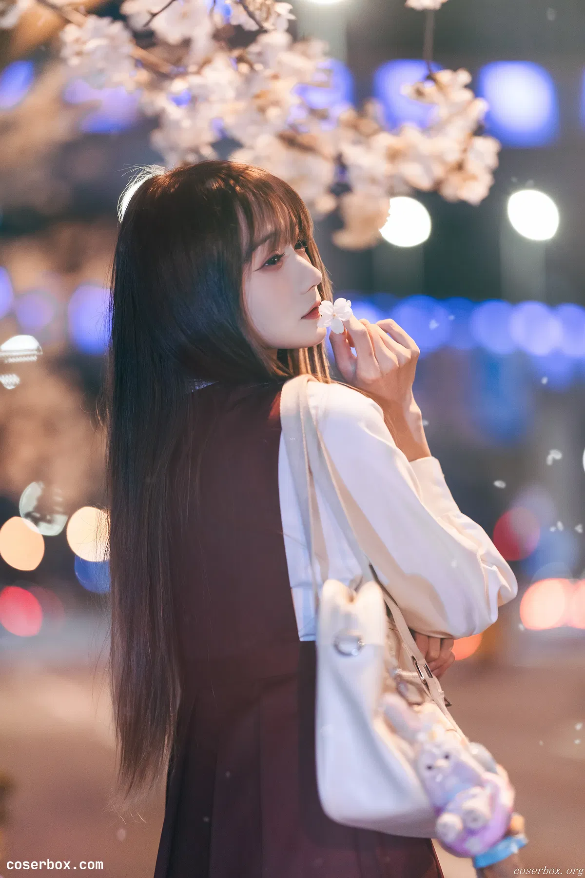 兔子Zzz不吃胡萝卜 NO.023 邂逅樱花雨 [21P 516.52MB] - 2