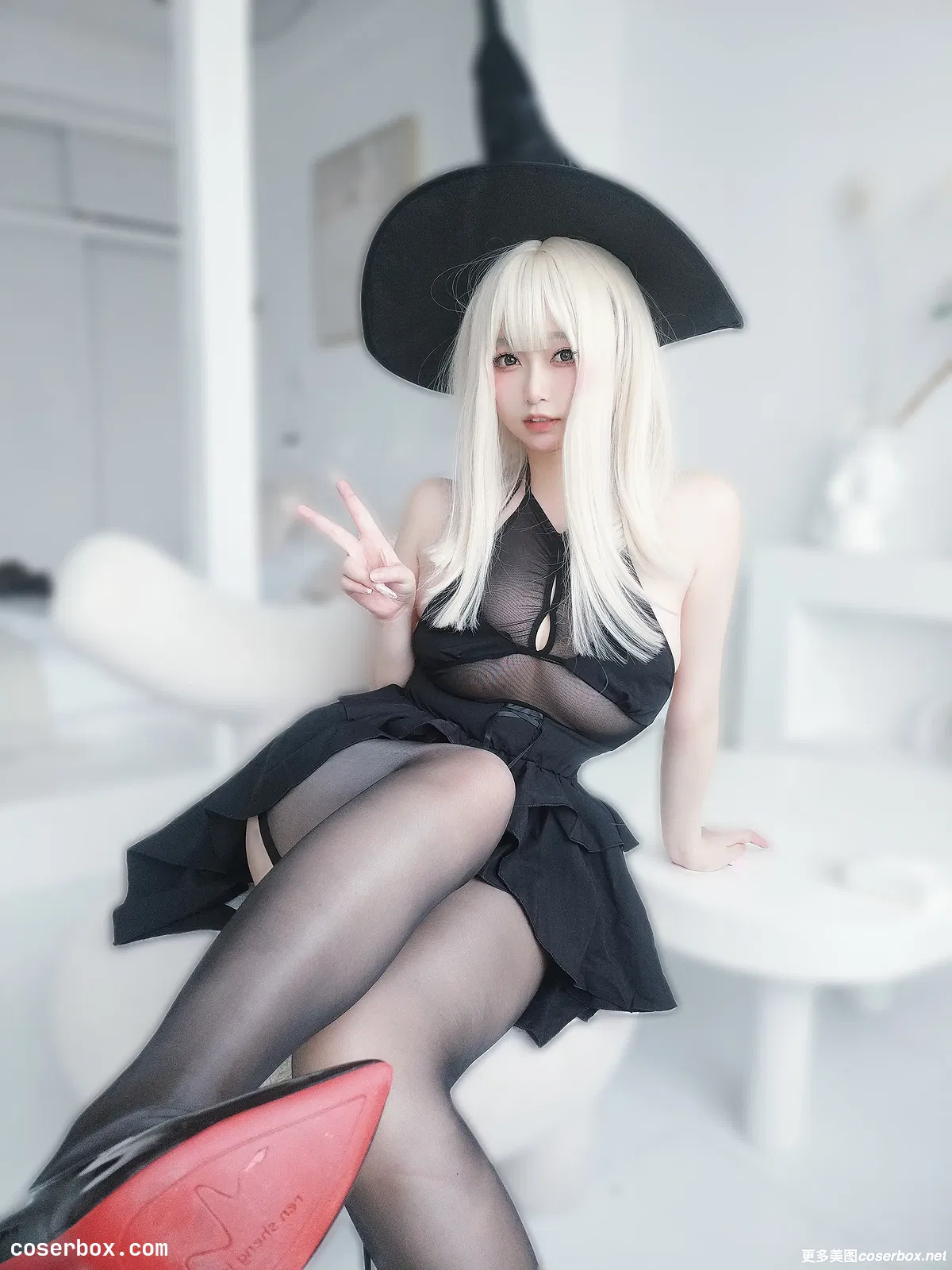 女主K NO.012 女巫 [20P 74.77MB] - 2