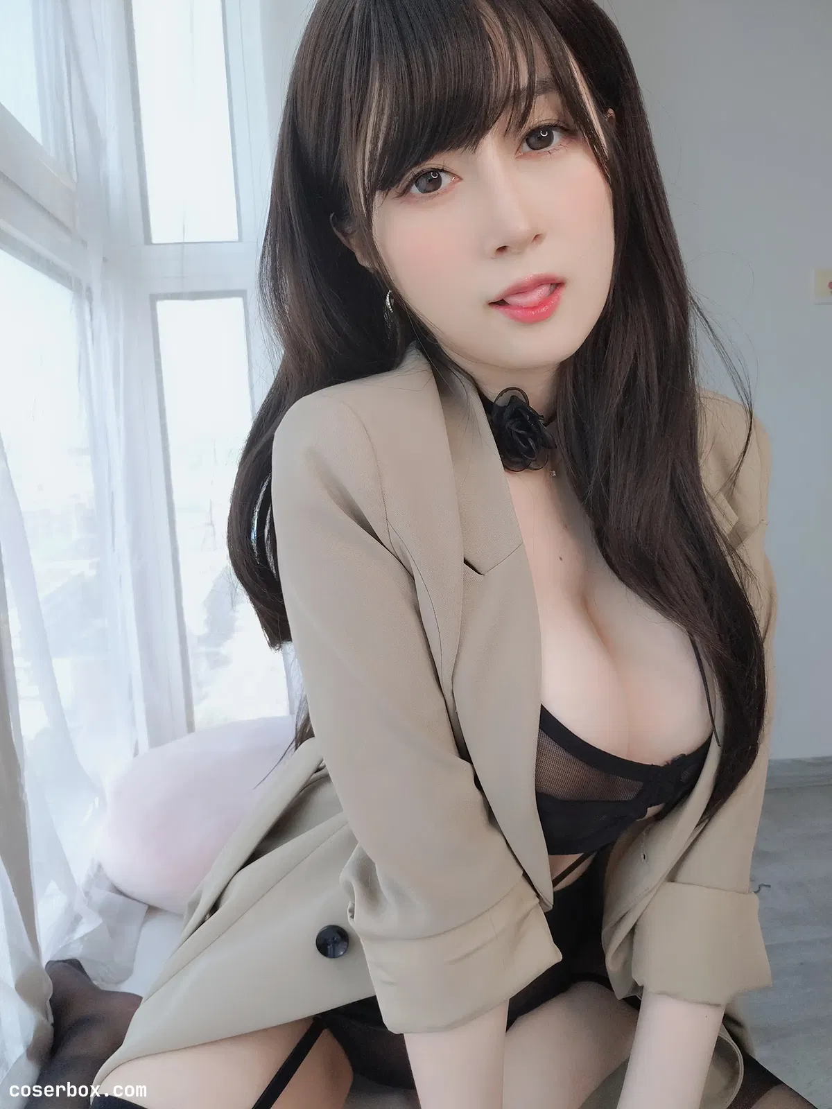 白银81 NO.141 職場露出 - 1