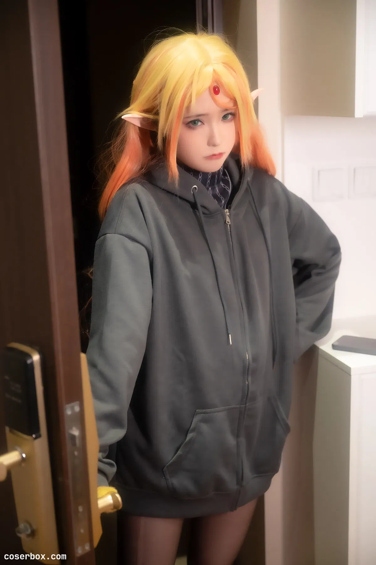 Quan冉有点饿 2023.10.24 舅妈 [107P-705MB] - 2