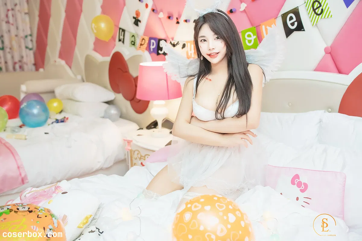 Zzyuri (쮸리) 2023.11.25 [SAINT Photolife] Vol.16 Pink Halloween - 1