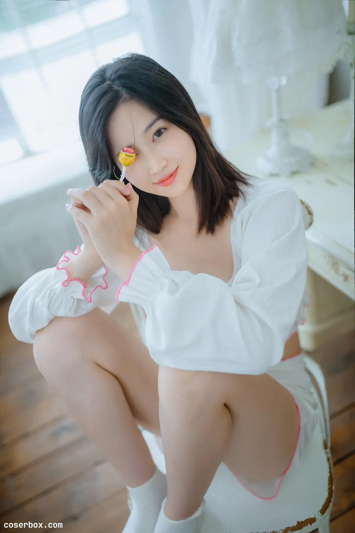 年年 2023.12.17 爱吃棒棒糖的少女 - 2