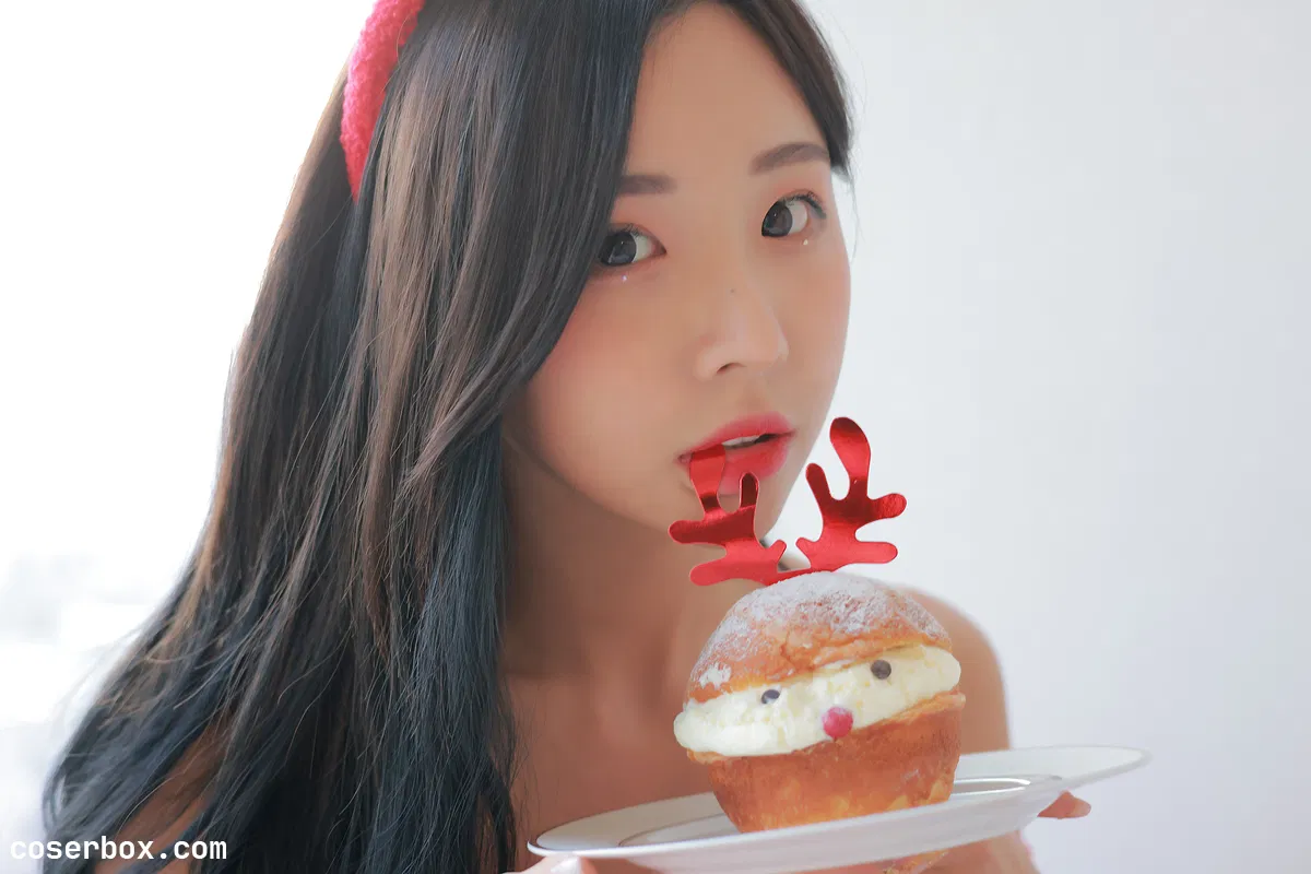 Habin (하빈) 2024.01.11 Underwear Set 01 - 1