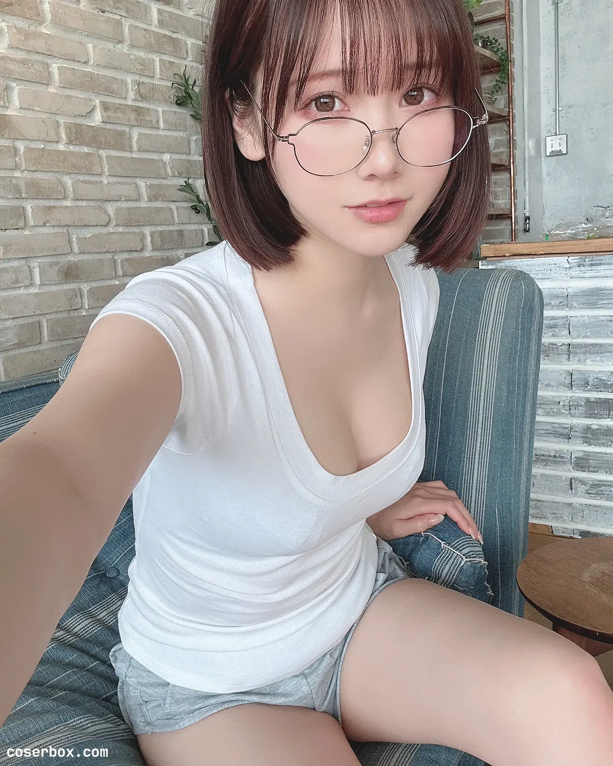 けん研 2024.01.19 Fantia 2023年04月订阅 7套 1 - 1