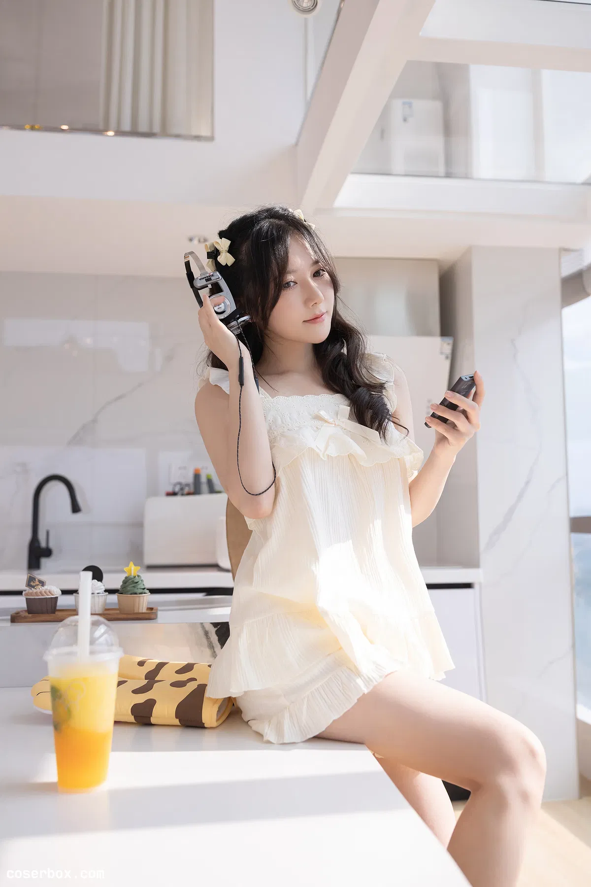 鱼子酱Fish 2024.03.05 番外 内购私拍 小邹菊 - 2