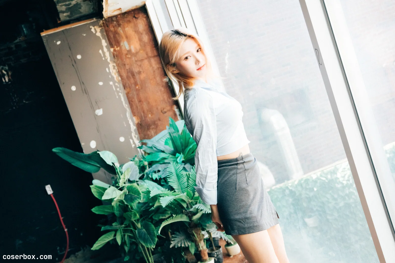 Loozy NO.069 Taeri Enslave (+S.Ver) [81P 1V 1.52GB]