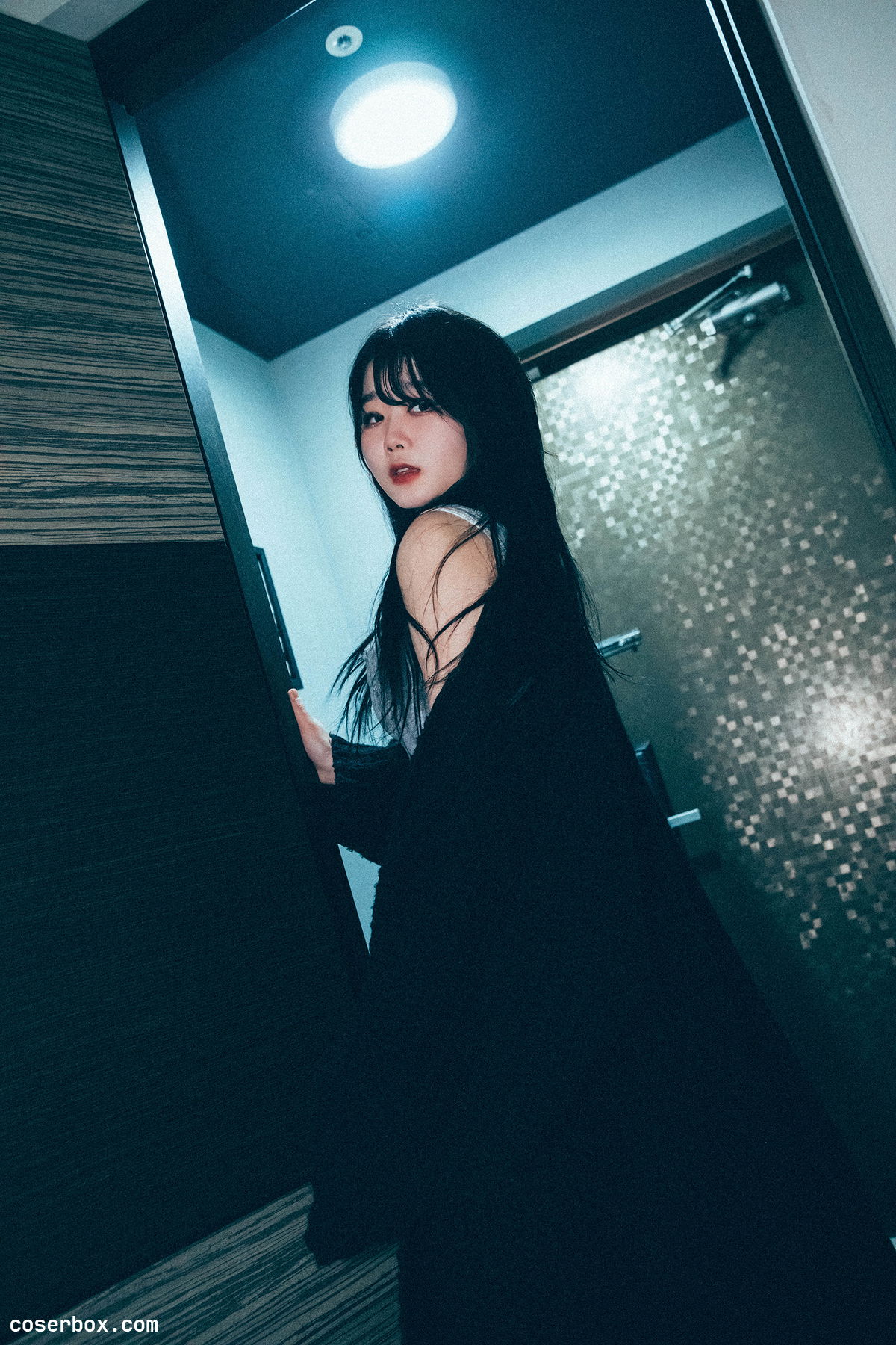 Loozy NO.101 Zia (지아) Wannait [93P 1V 1.33GB] - 1