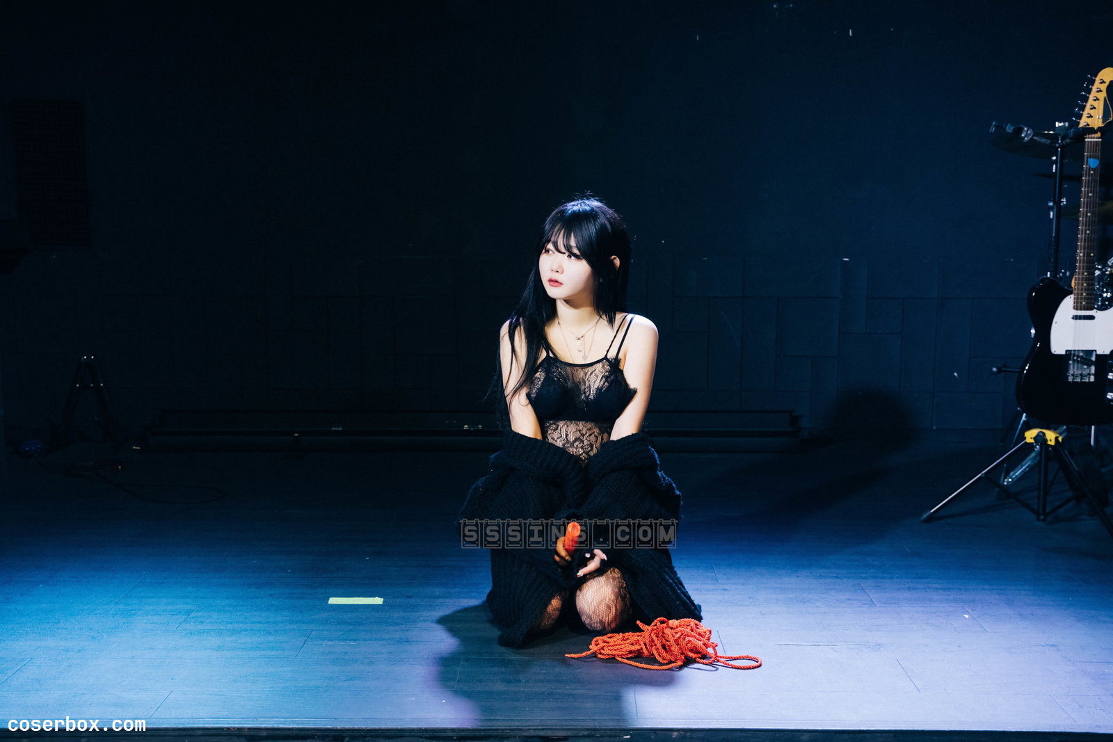 Loozy NO.098 Zia (지아) SM Show [121P 1V 2.8GB]