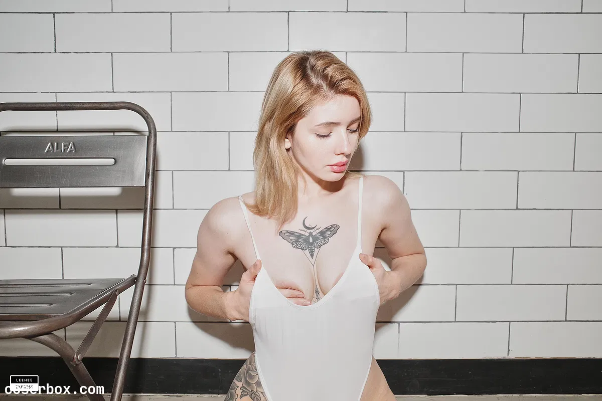 LeeheeExpress NO.223 LEND-009 G.nie [47P 139.63MB] - 1