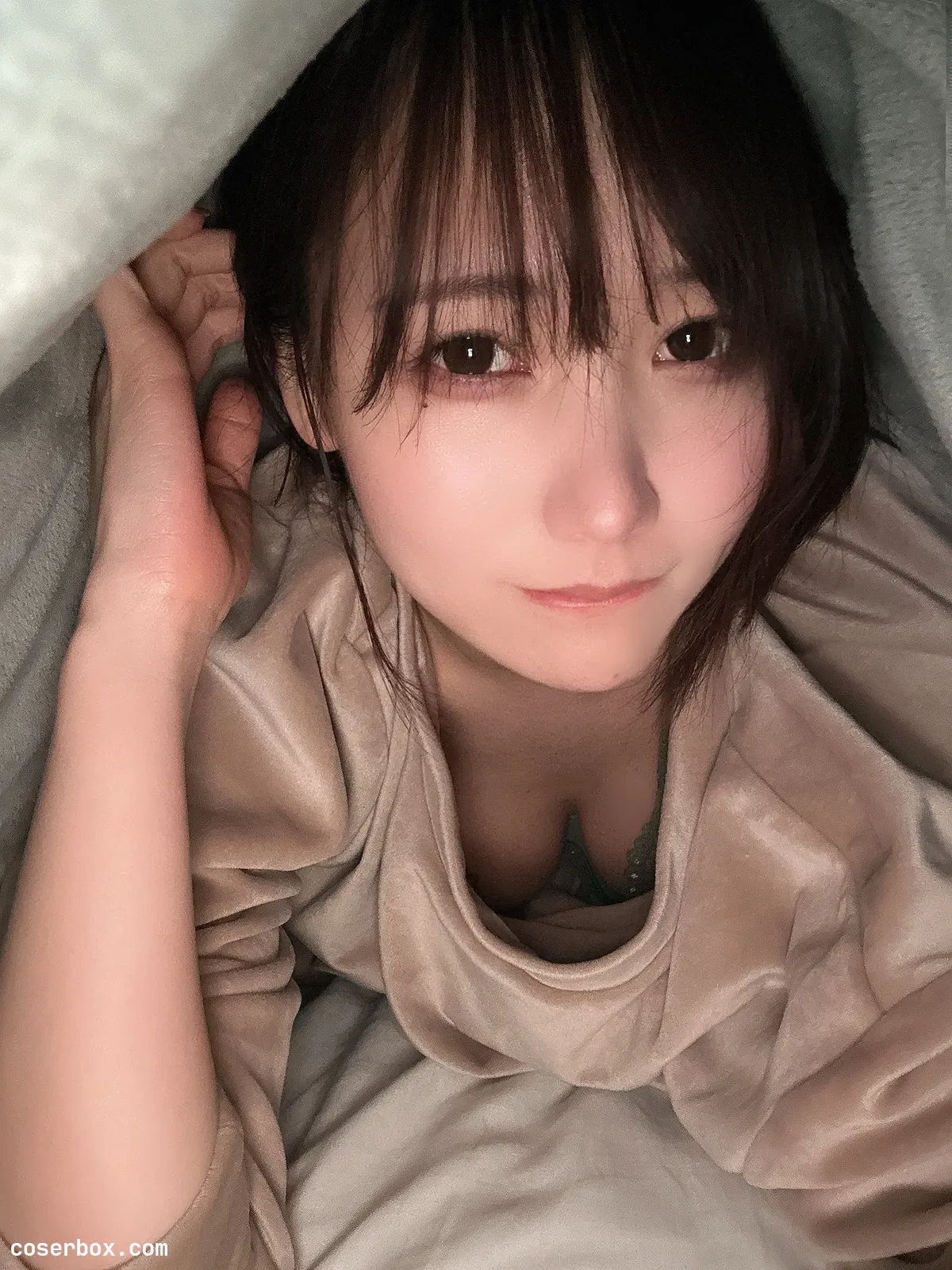 けん研 2024.04.17 Fantia 24年01月订阅9套  - 1