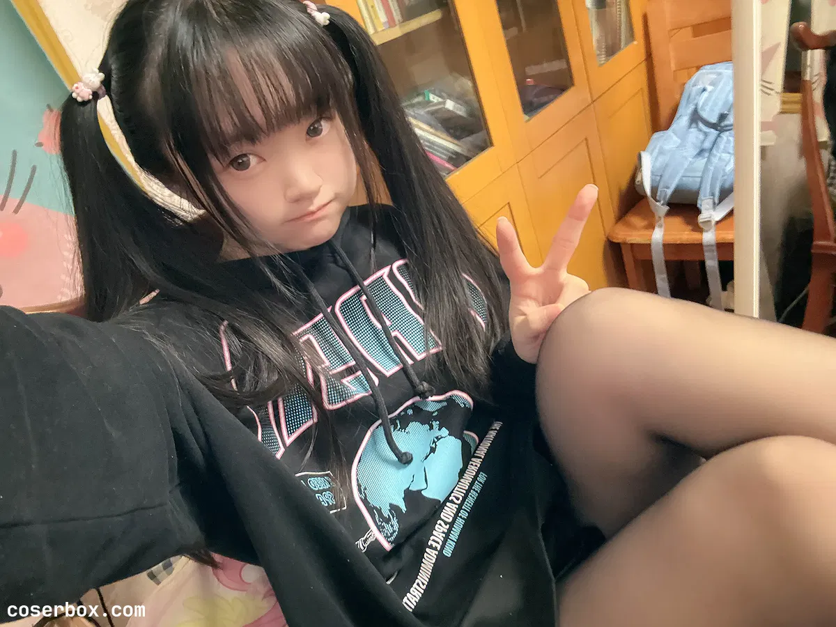 神沢永莉 224.05.08 别看大姐姐啦 - 1