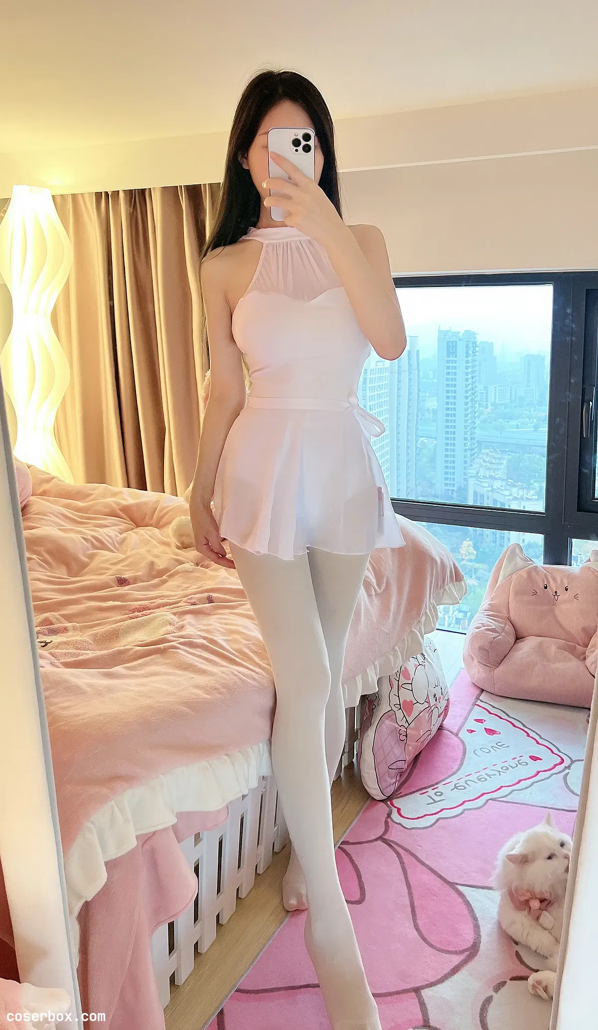 小萌子 2024.05.17 觅圈 一身洁白 - 2