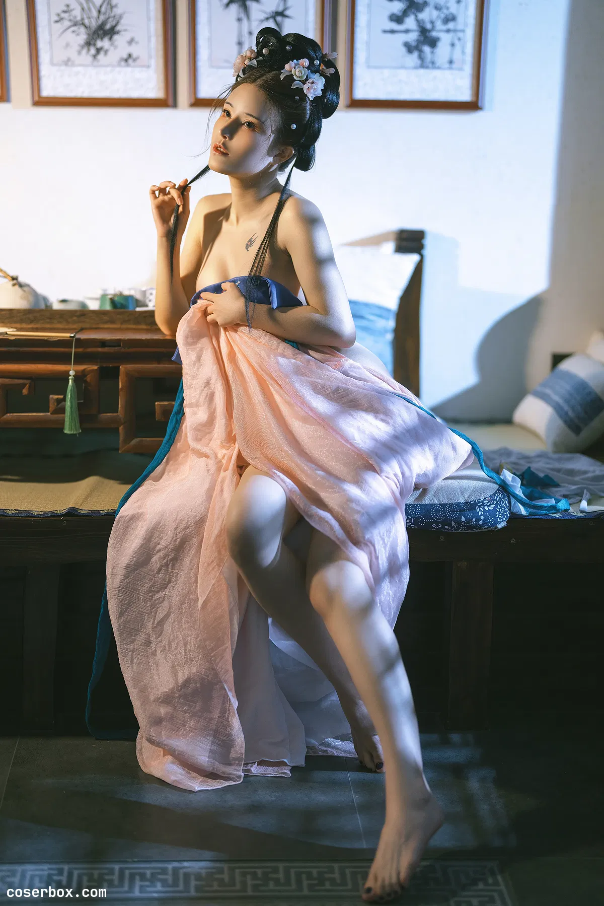 鹿八岁 2024.05.26 汉服 - 2