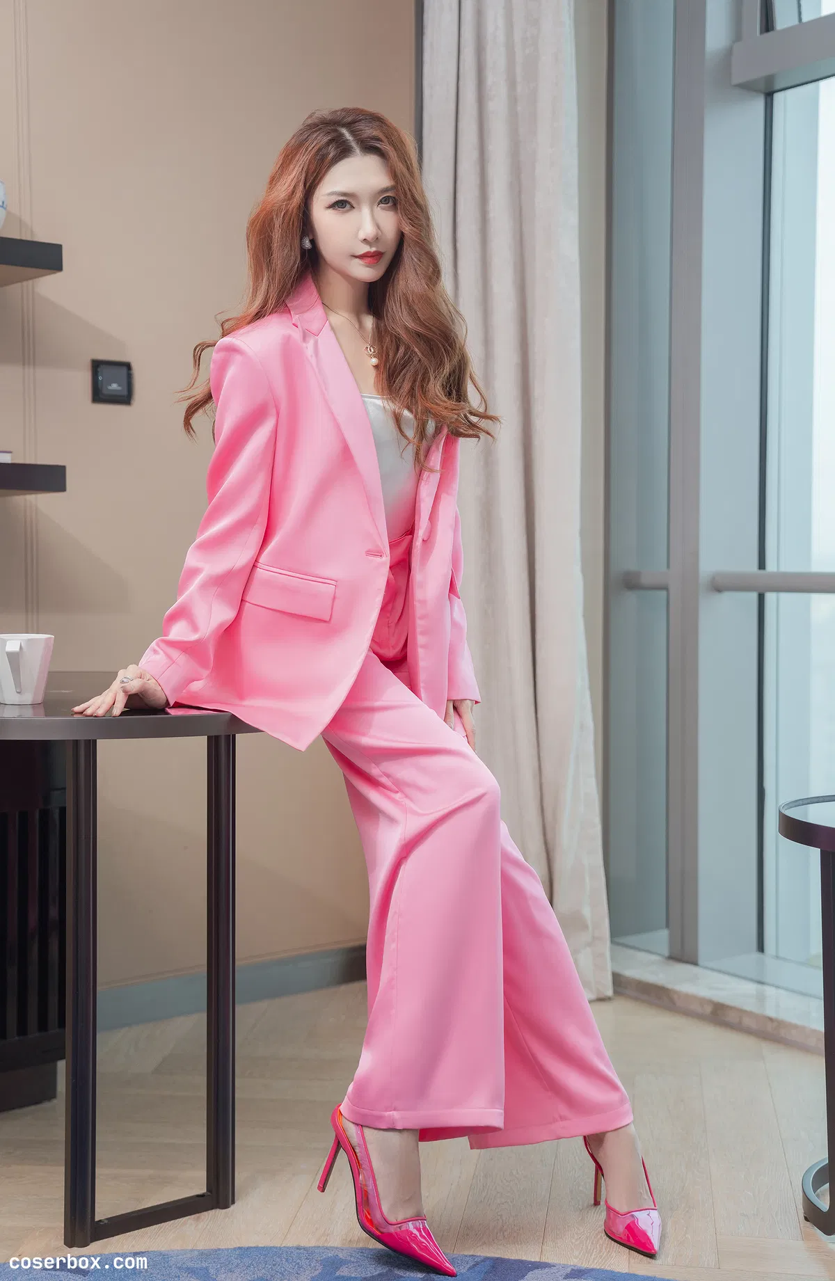 源纱希喵喵喵 2024.06.06 与女上司一起出差的意外发现 - 2