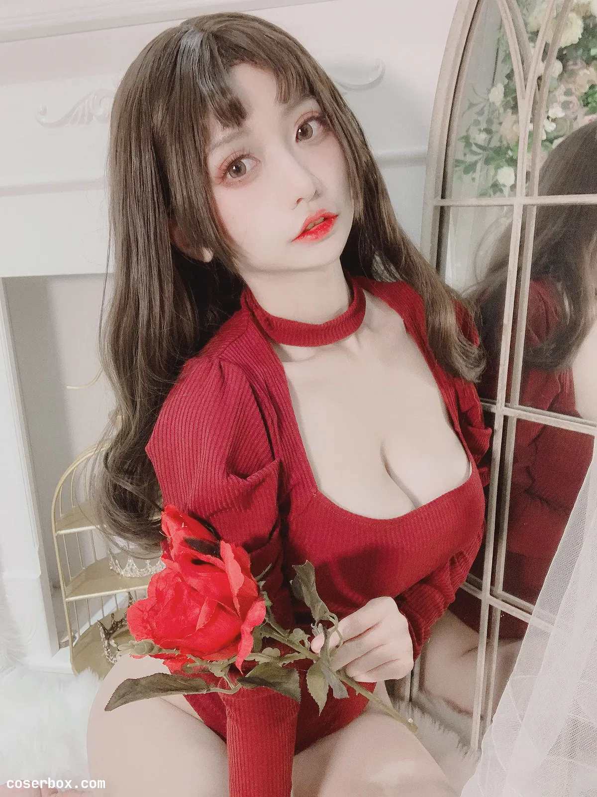 未知 2024.07.07 海报素材红色复古