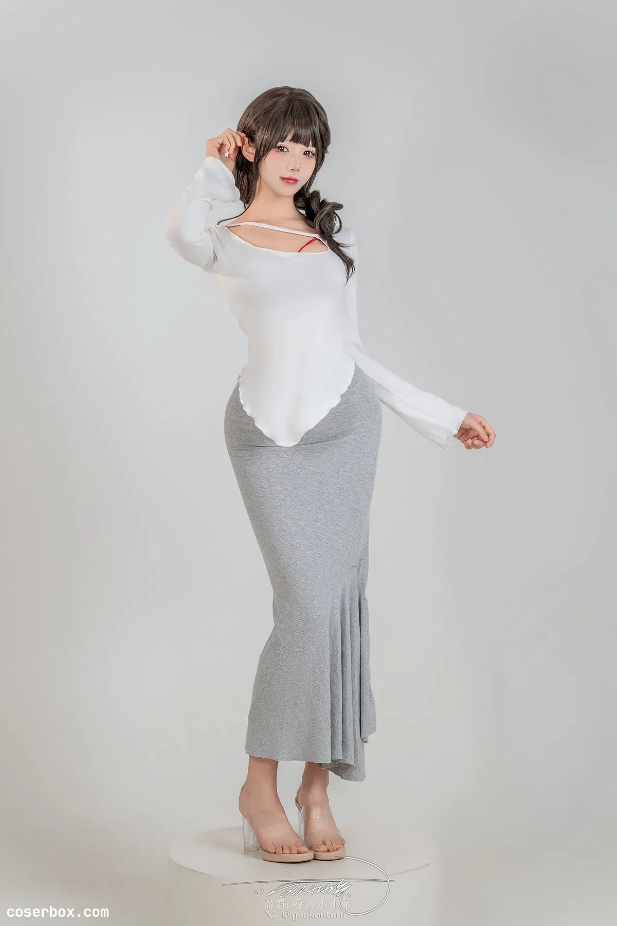 黏黏团子兔 2024.07.27 六月作品『夹心饼干』 - 2