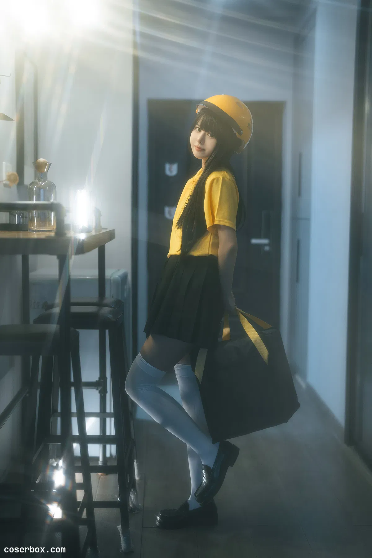 rua阮阮 2024.08.11 白丝外卖员 - 2