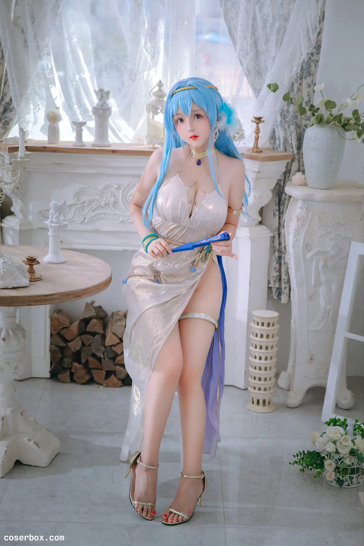 日奈娇 2024.08.31 海伦礼服 - 2