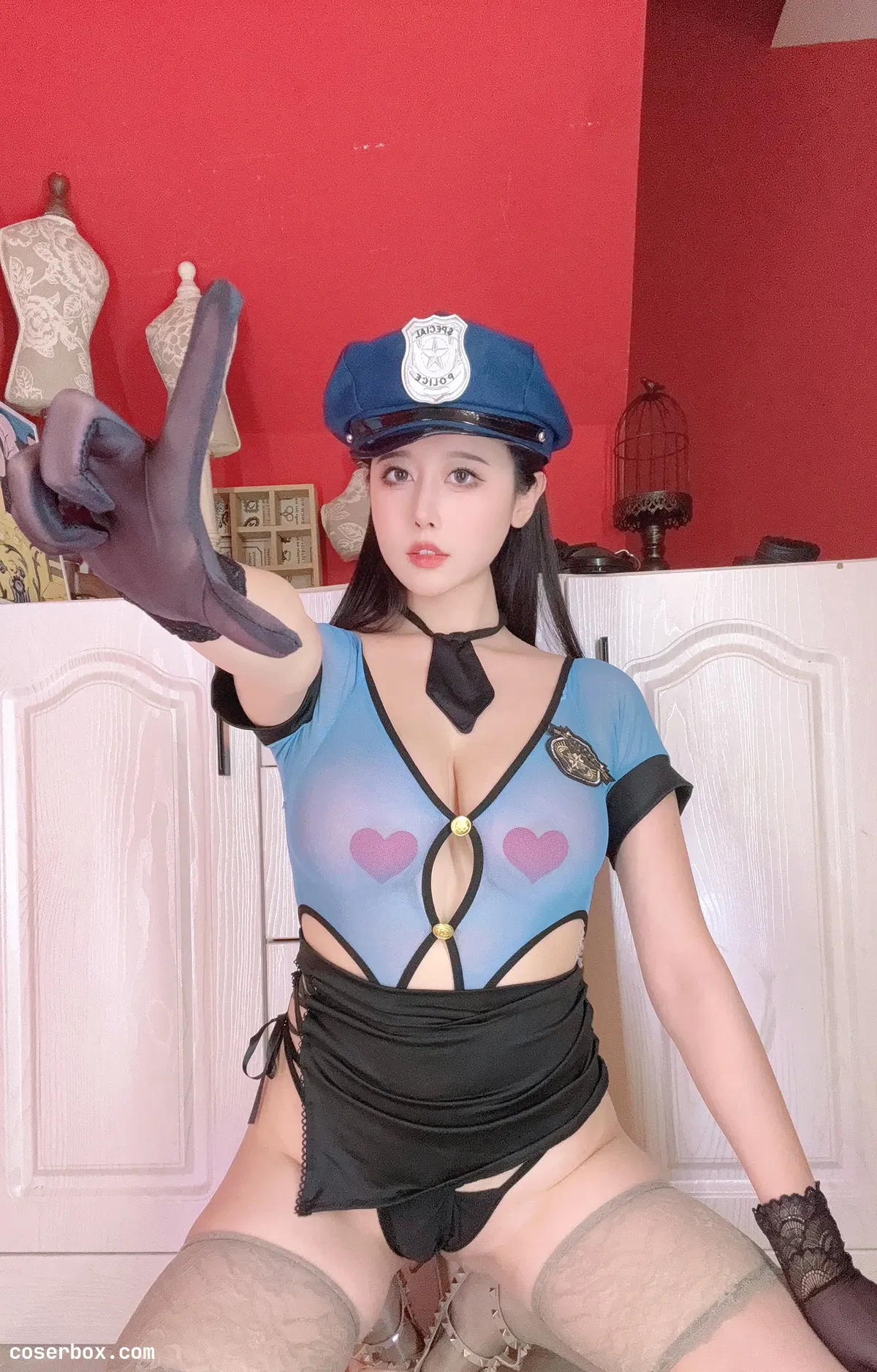 奈汐酱 2024.09.30 实习女警 - 2