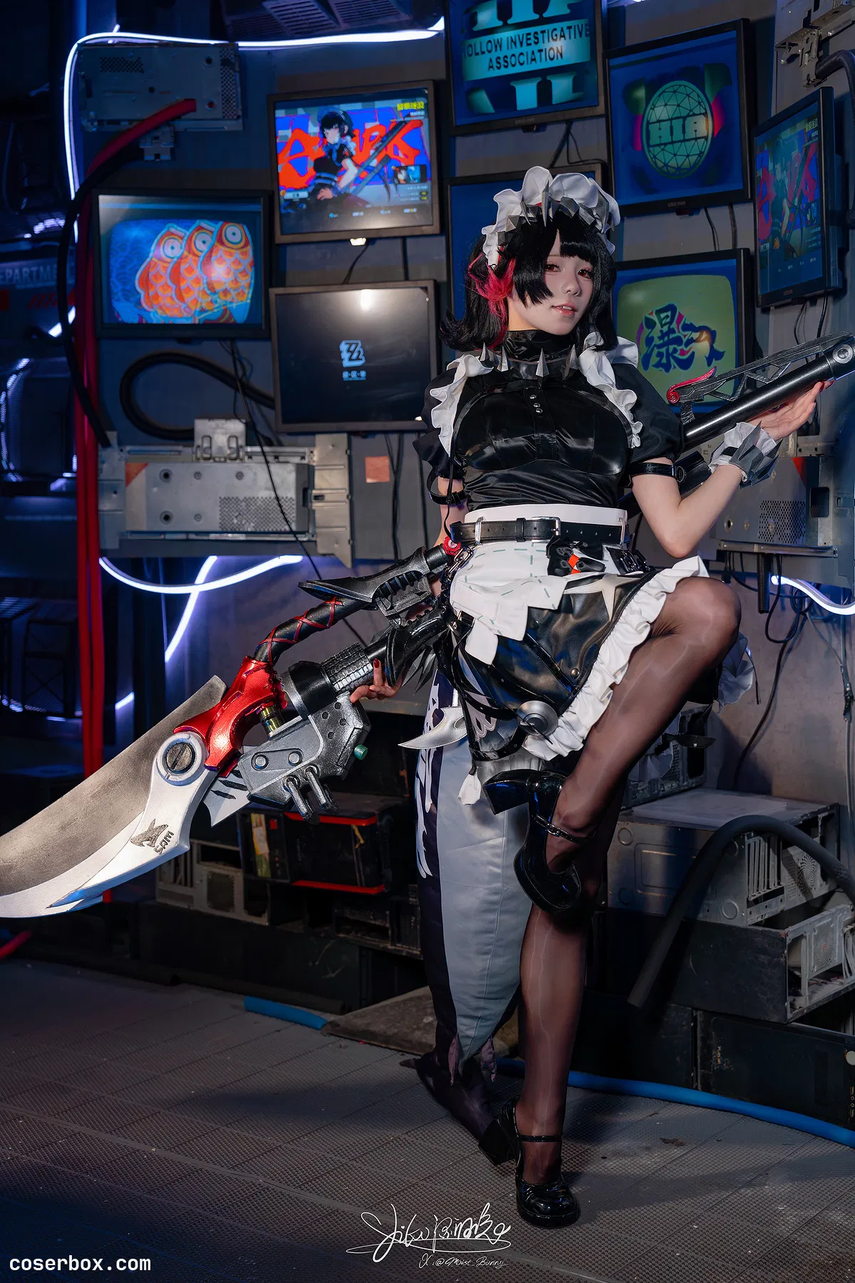 黏黏团子兔 2024.10.03 8月作品『慵懒逐浪-艾莲·乔』 - 2