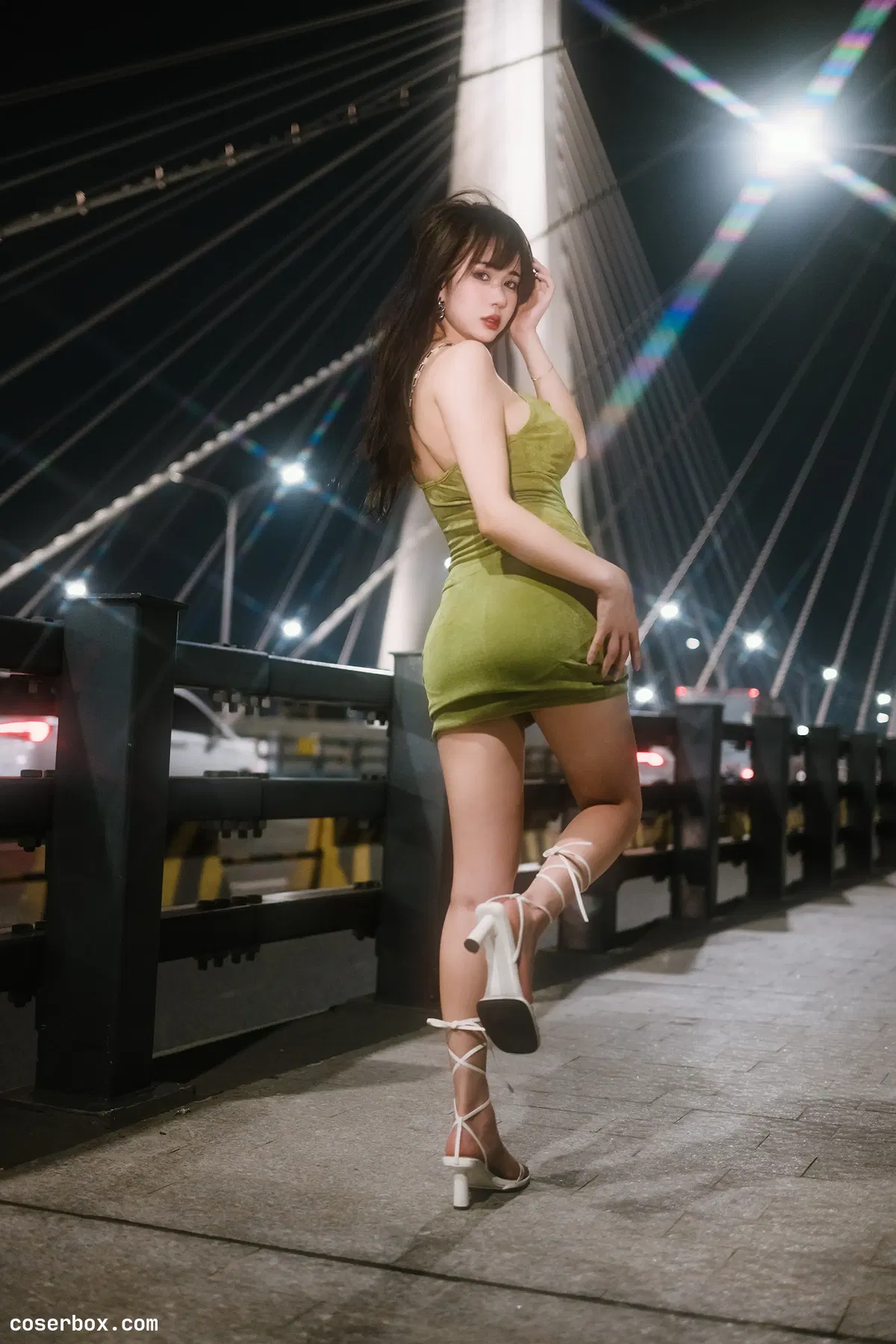 Tina很妖孽呀 2024.10.31 绿色连衣裙 - 1