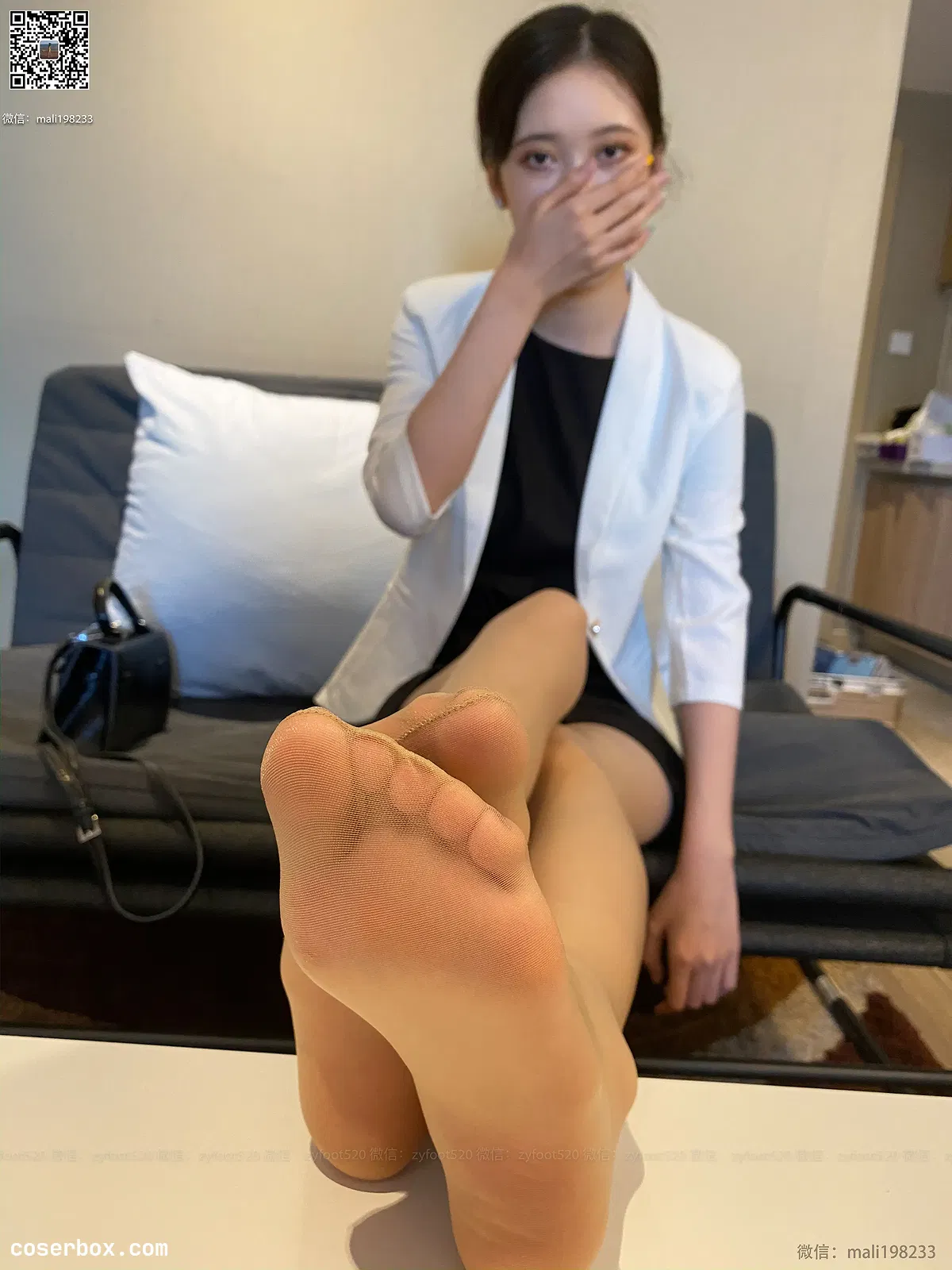 ISS系列 054 欣欣 白西装 - 2