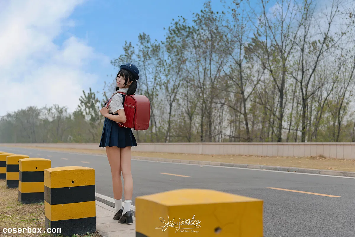 黏黏团子兔 2024.11.29 9月作品『捕获水手服』 - 2