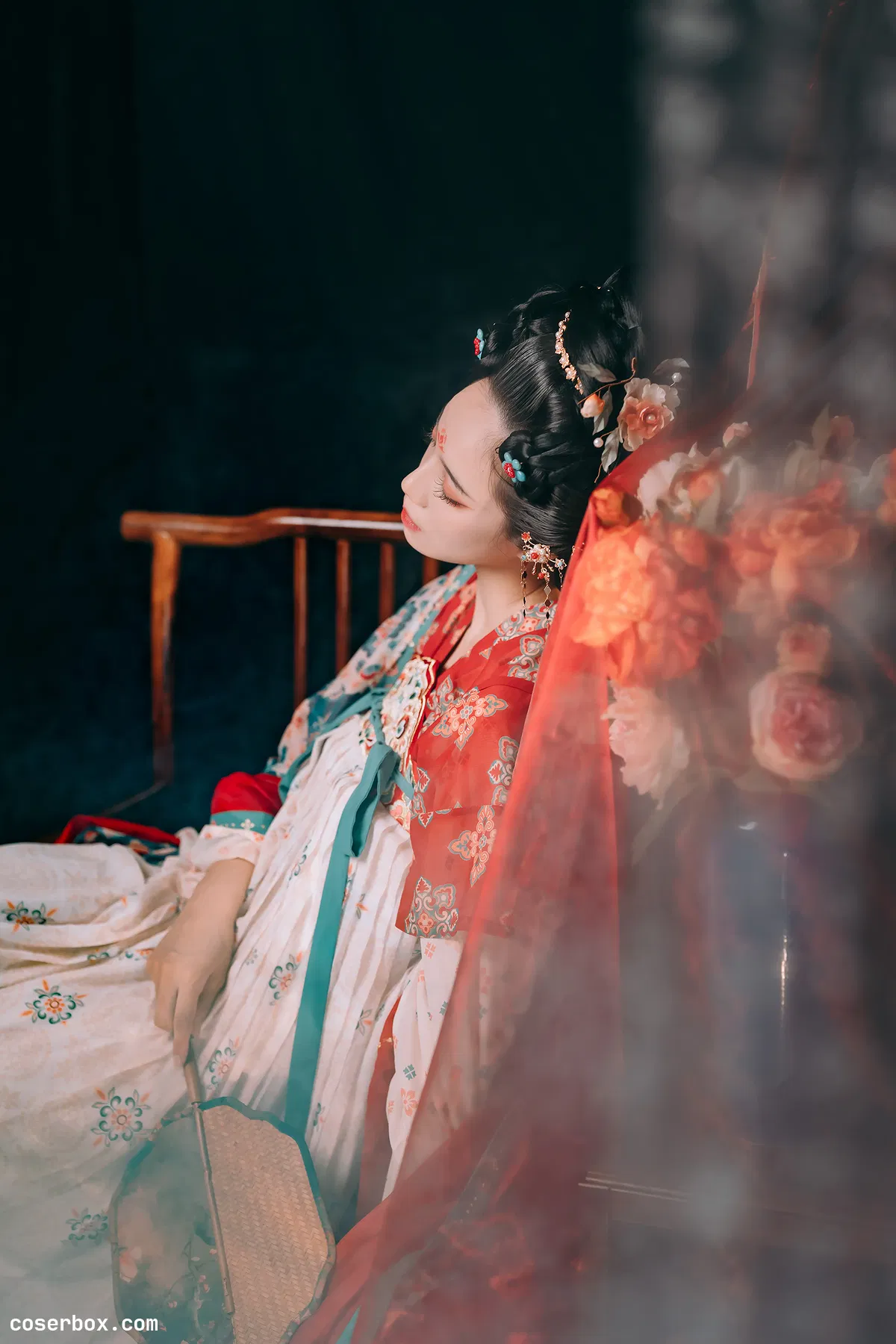 贰加六 2025.01.19 花想容颜 - 1