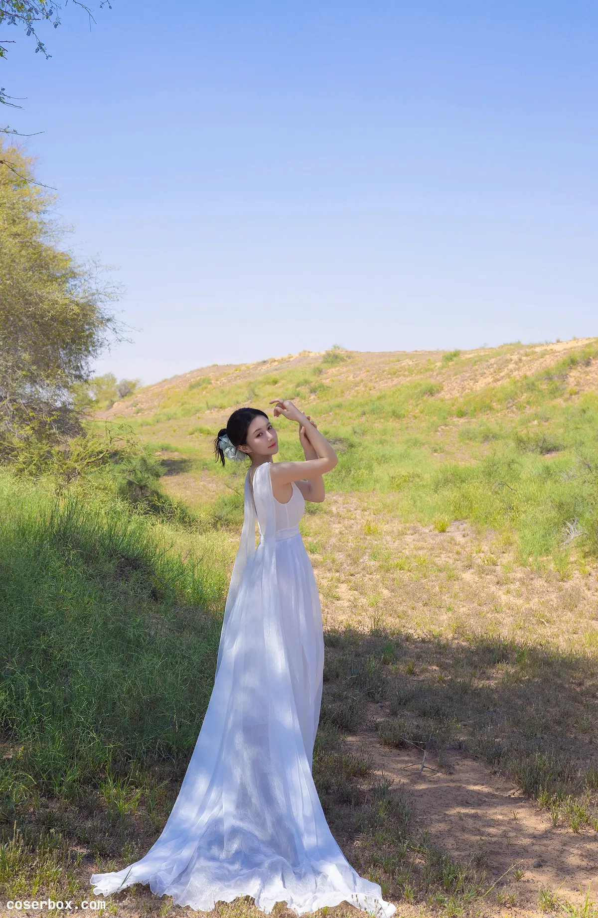 鱼子酱Fish 2025.03.03 内购私拍 沙漠之花 - 2