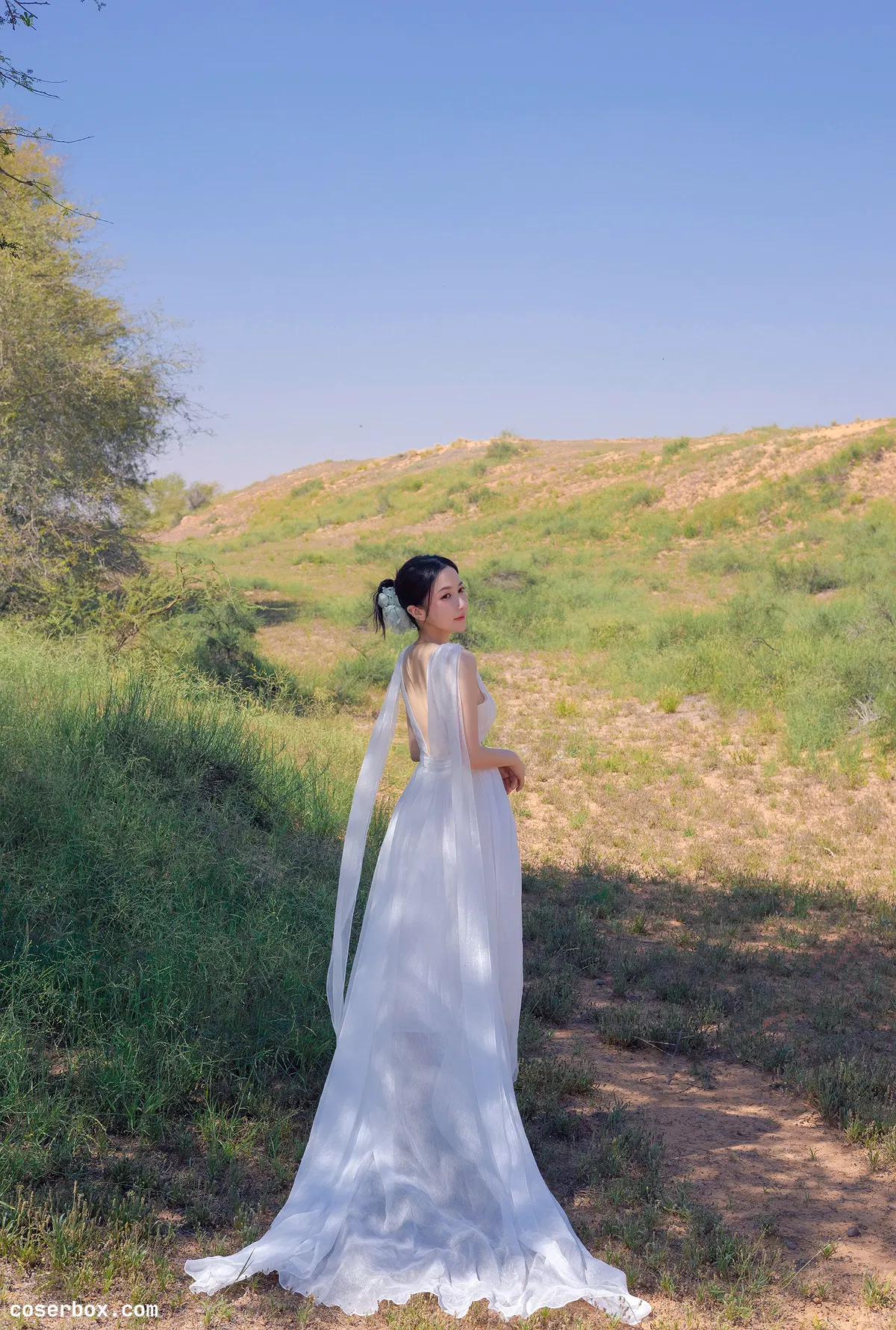 鱼子酱Fish 2025.03.03 内购私拍 沙漠之花 - 1