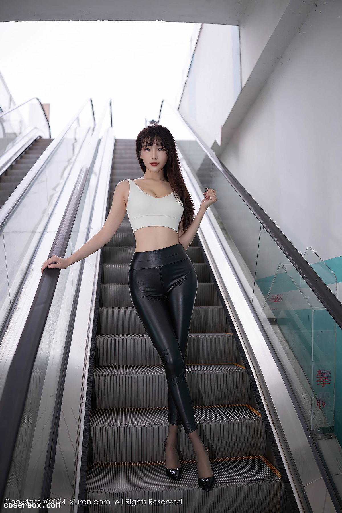 XiuRen秀人网 2024.10.31 NO.9377 陆萱萱 [82P 760MB] - 1