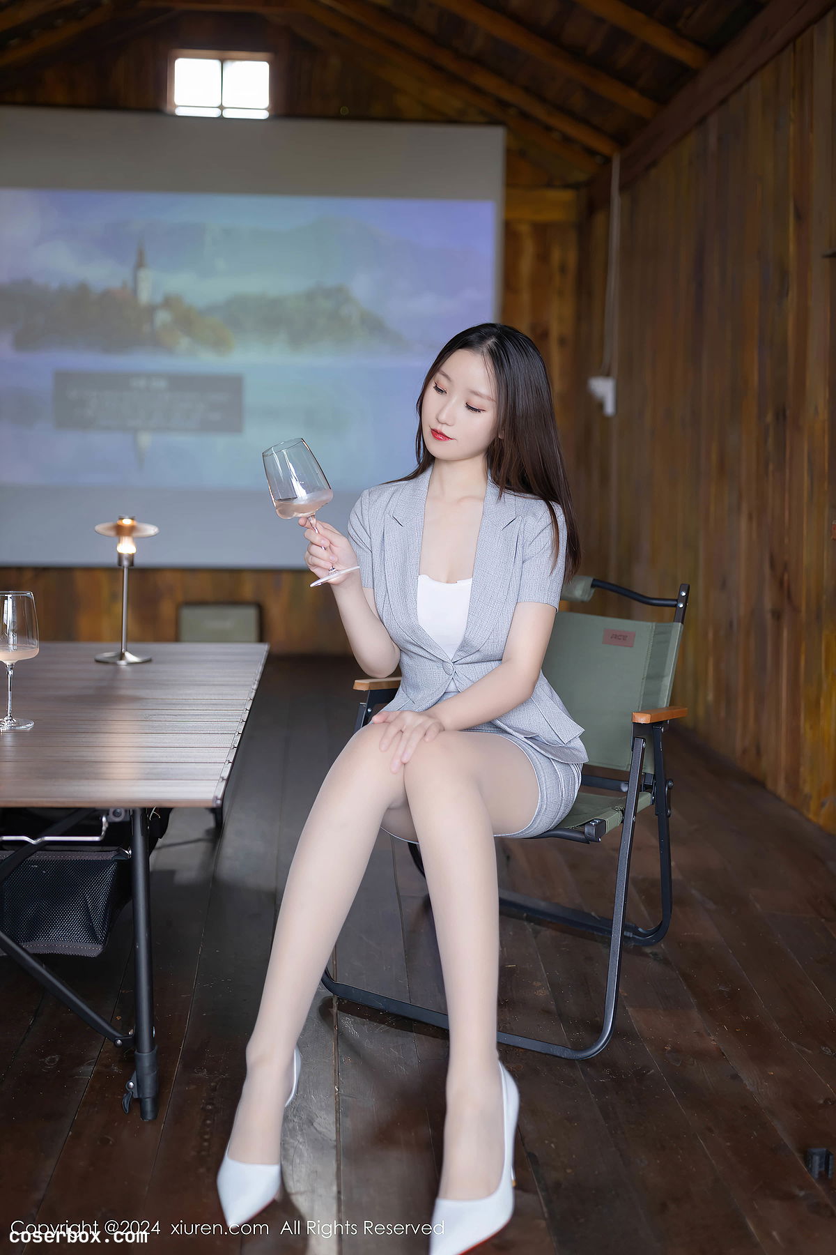 XiuRen秀人网 2024.11.20 NO.9474 杏子Yada 丝袜美腿 [81P 701MB] - 1