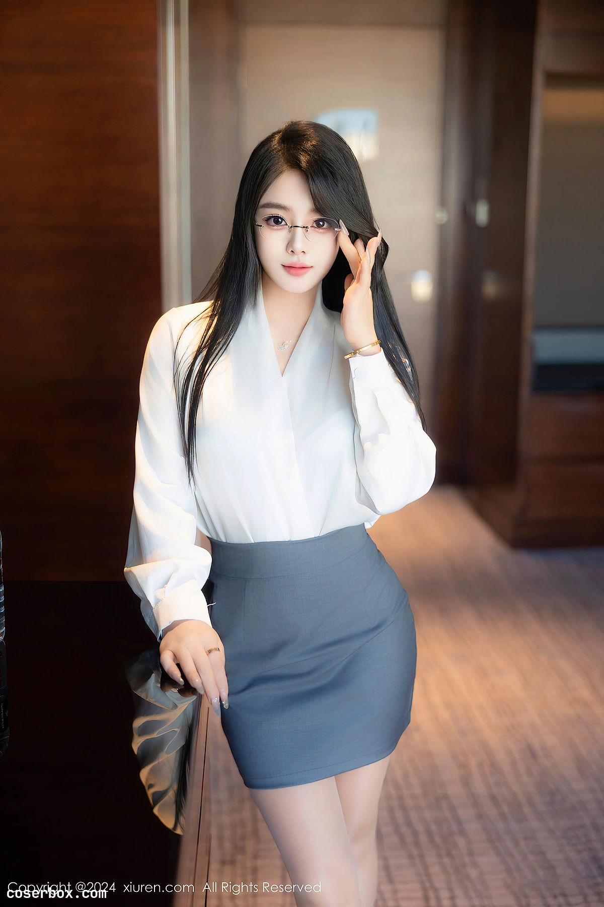 XiuRen秀人网 2024.08.09 NO.8989 麦田 [84P 757MB] - 2