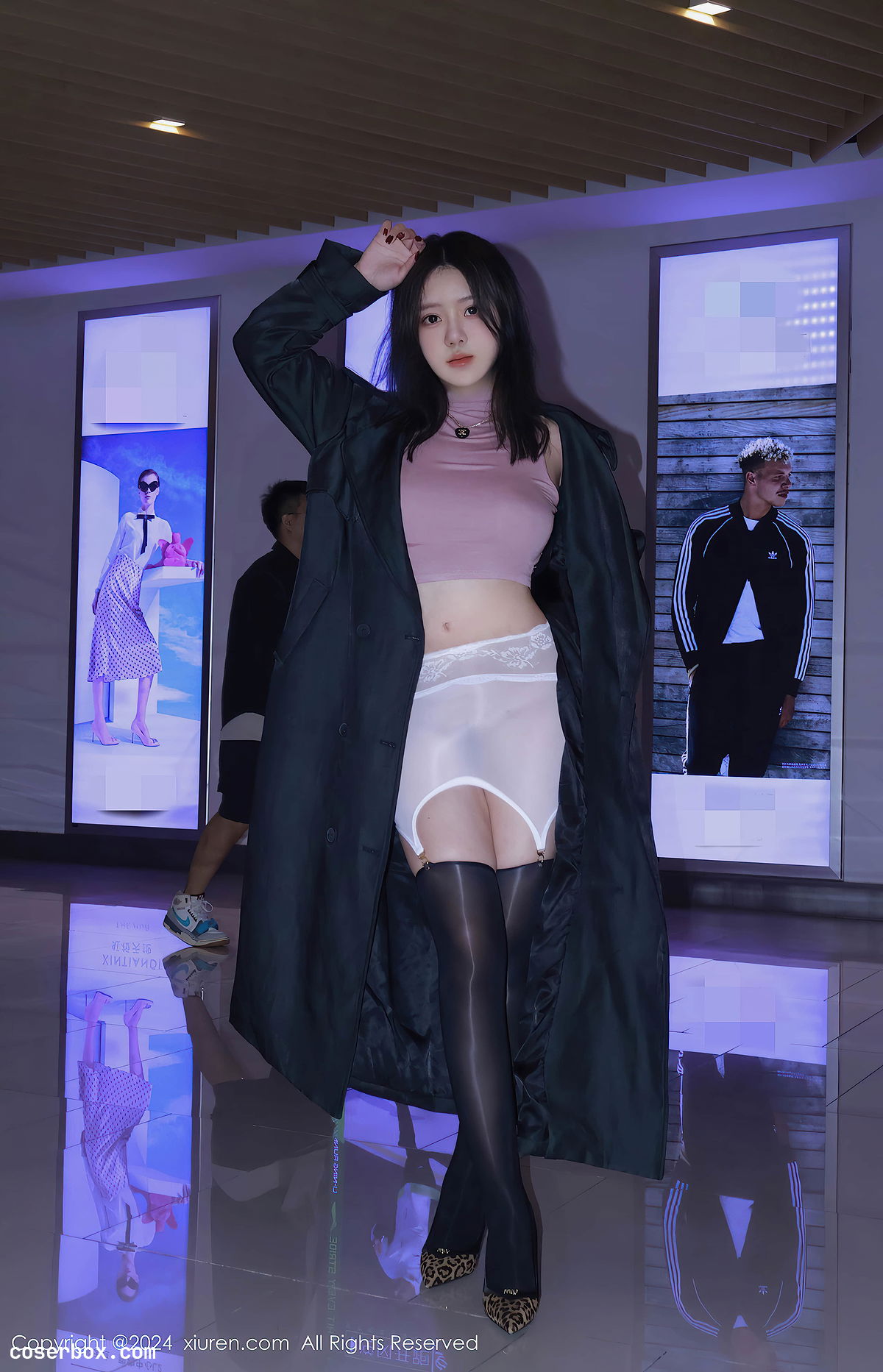 XiuRen秀人网 2024.11.22 NO.9489 小薯条nienie 黑丝美腿 [81P 925MB] - 2