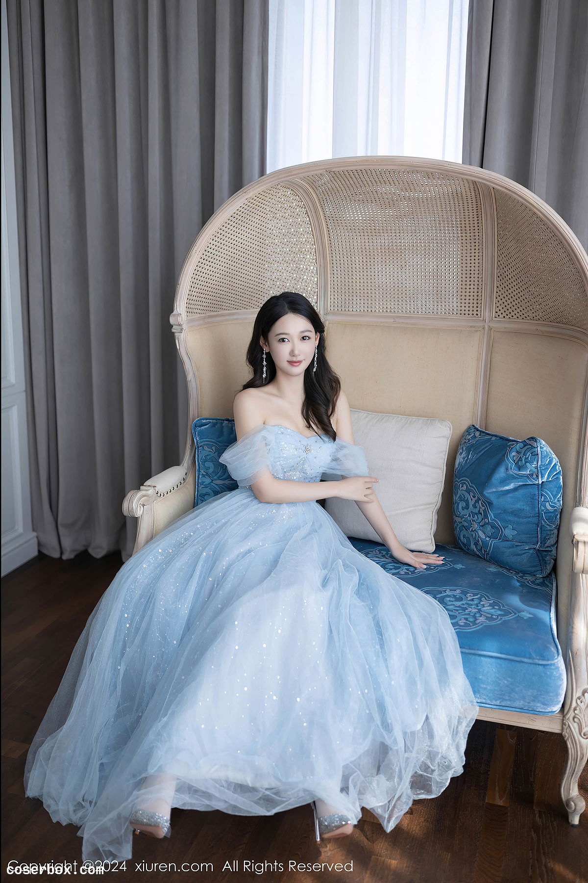 XiuRen秀人网 2024.12.02 NO.9538 唐安琪 礼裙美腿 [83P 814MB] - 2