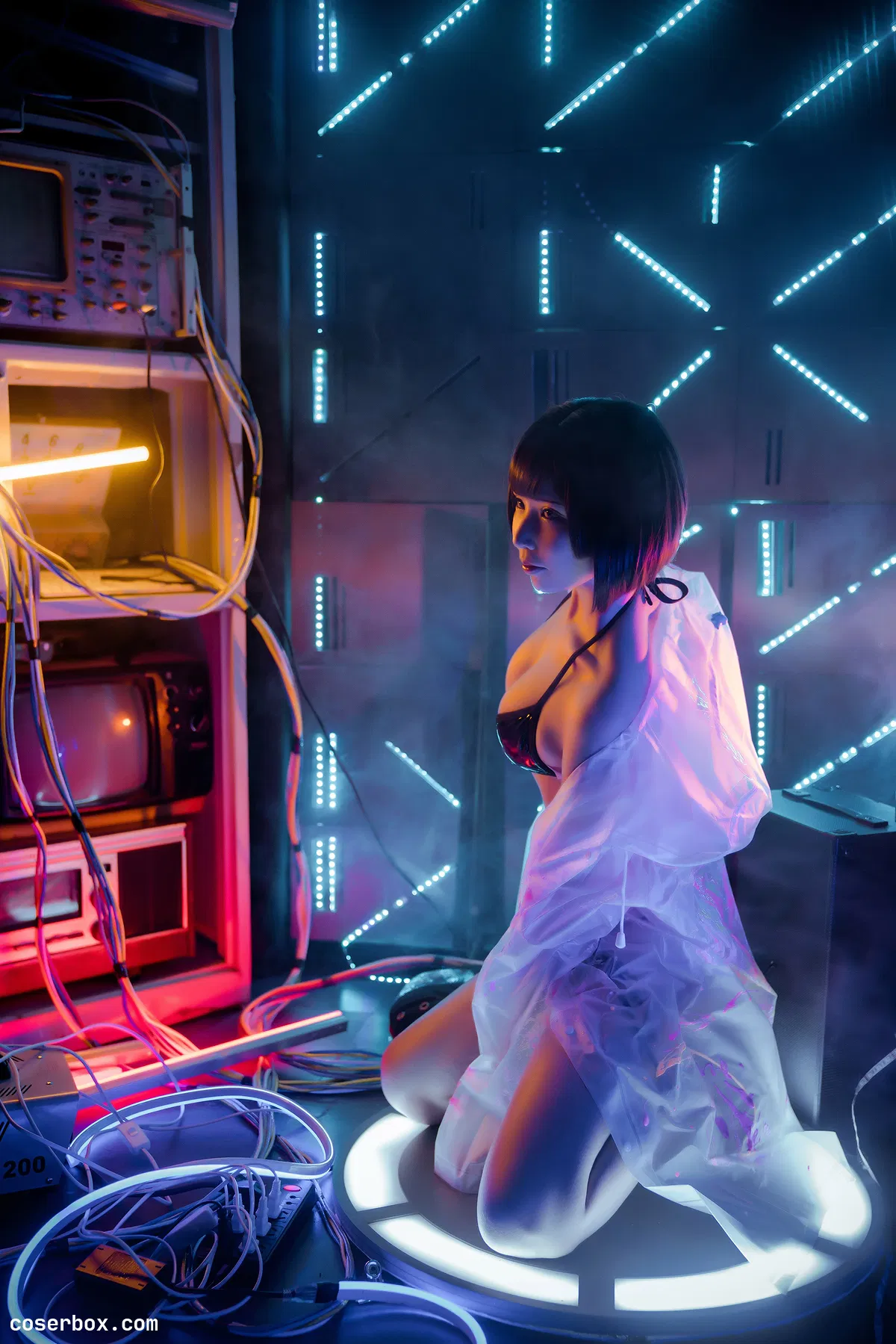 爱老师PhD 2025.04.24 涂料雨衣 - 1