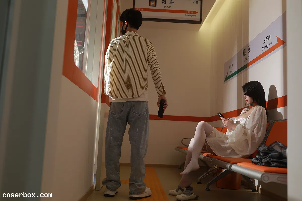 奈汐酱nice 2025.04.27 电车 - 1