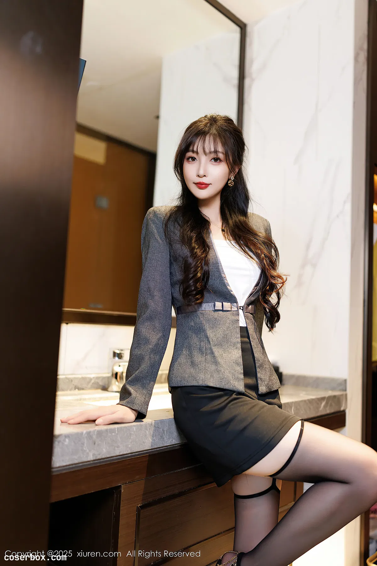 XiuRen秀人网 2025.03.03 NO.9957 樱桃小阑子 黑丝美腿 [86P 843MB] - 2