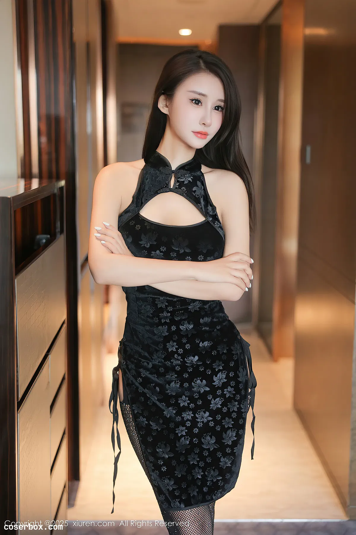 XiuRen秀人网 2025.03.10 NO.9990 艺艺yiyi [58P 652MB] - 2