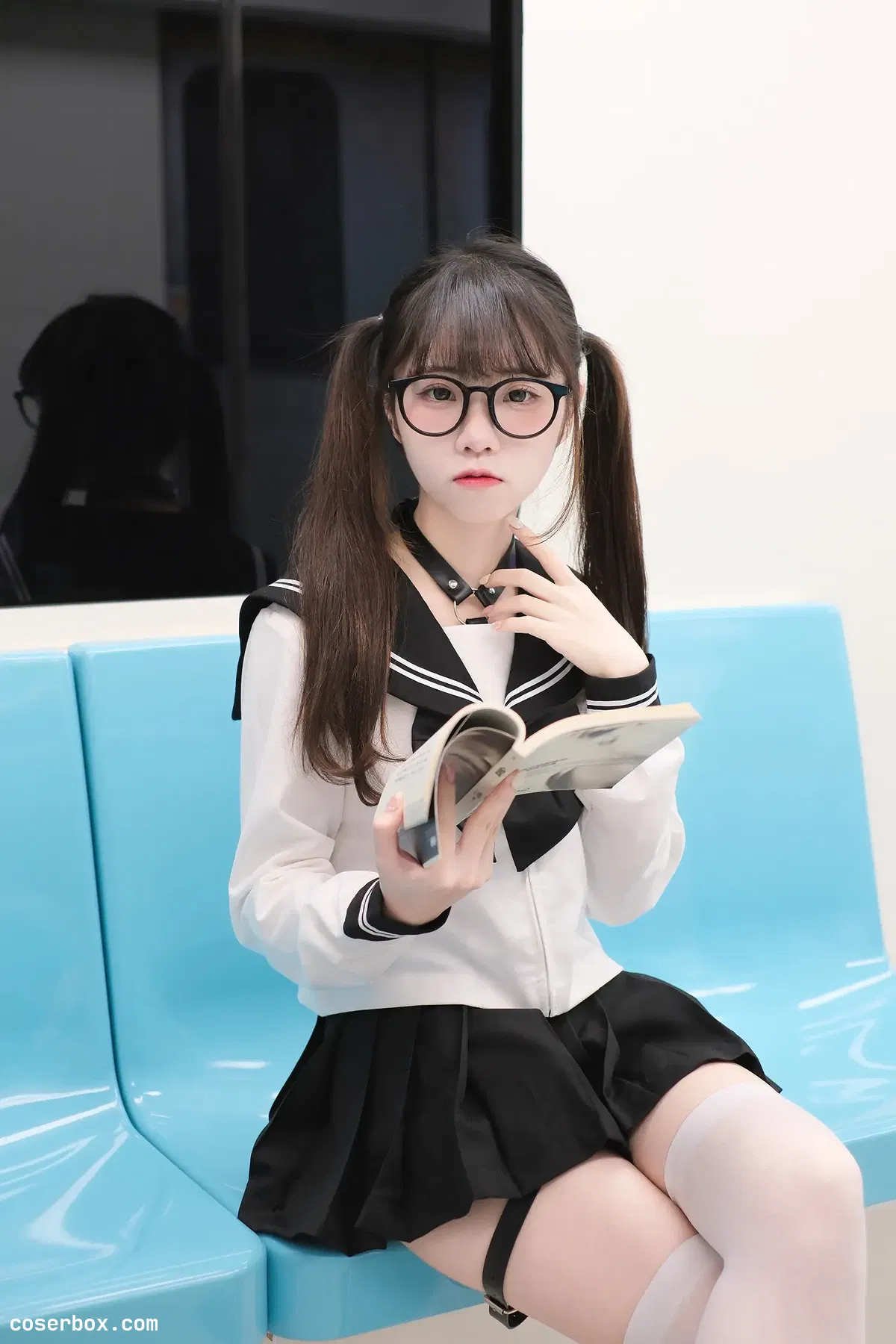 可可小白兔 2025.07.09 電車上の女高中生 - 2