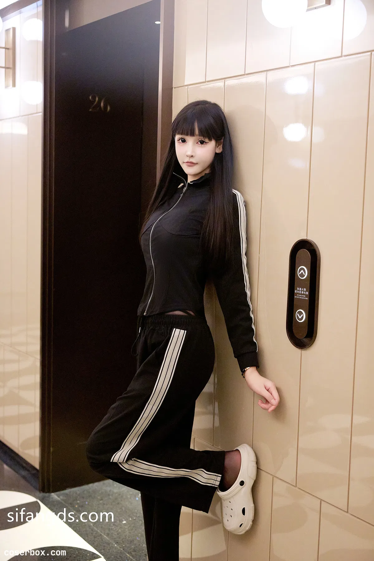 智恩baby 2025.08.18 内购私拍 酒店 - 2