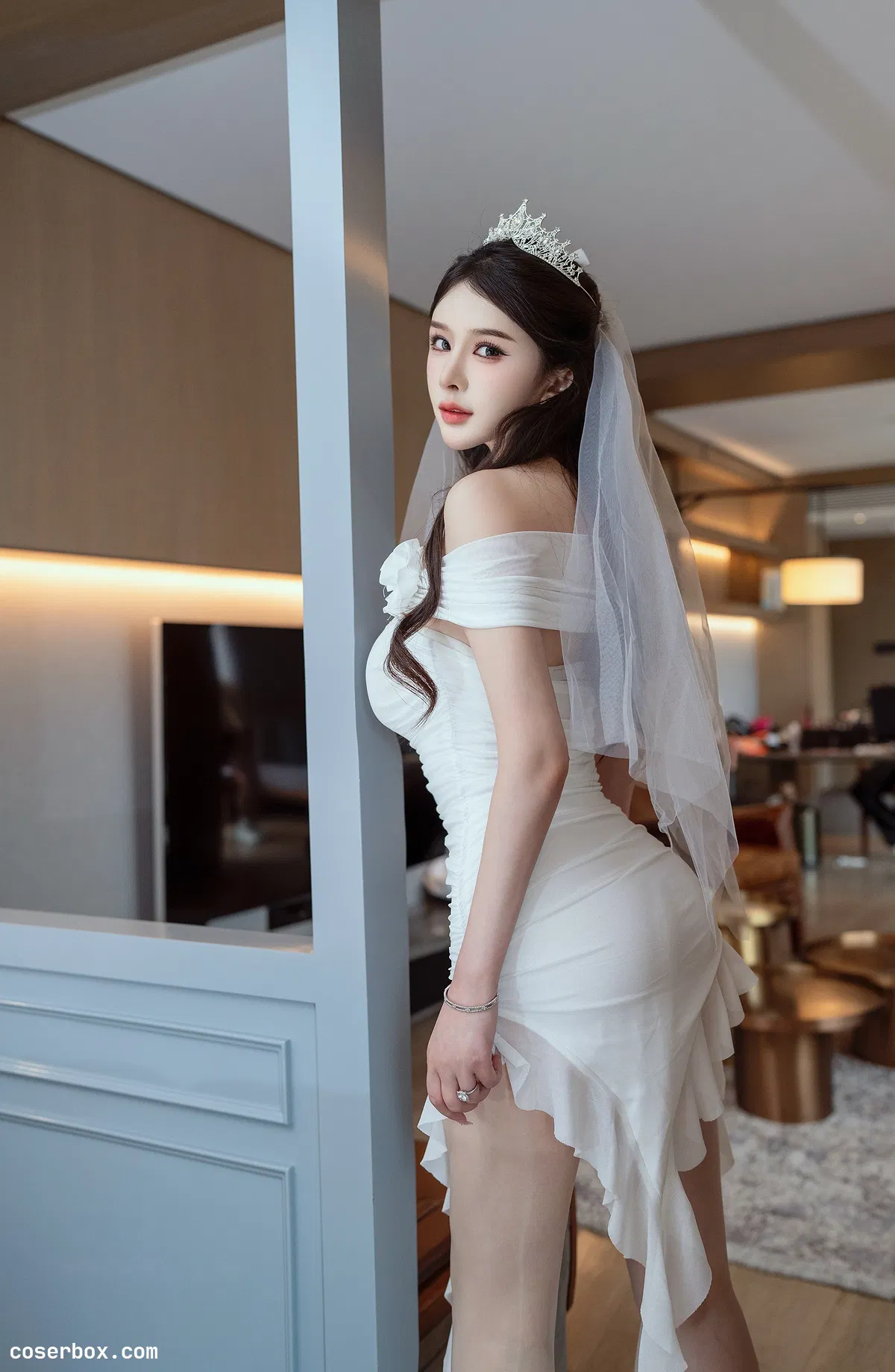 李丽莎 2025.10.26 内购私拍 在逃公主 - 2