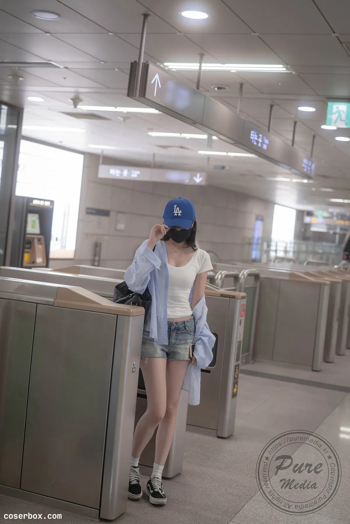 Pure Media 2026.01.04 Vol.294 Hina - Secret Meeting - 1