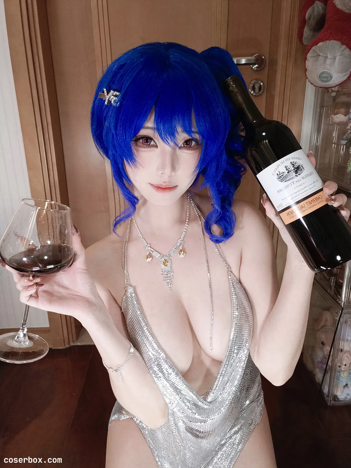 蜜汁猫裘 2026.02.20 碧蓝航线 圣路易斯礼服自拍 - 2