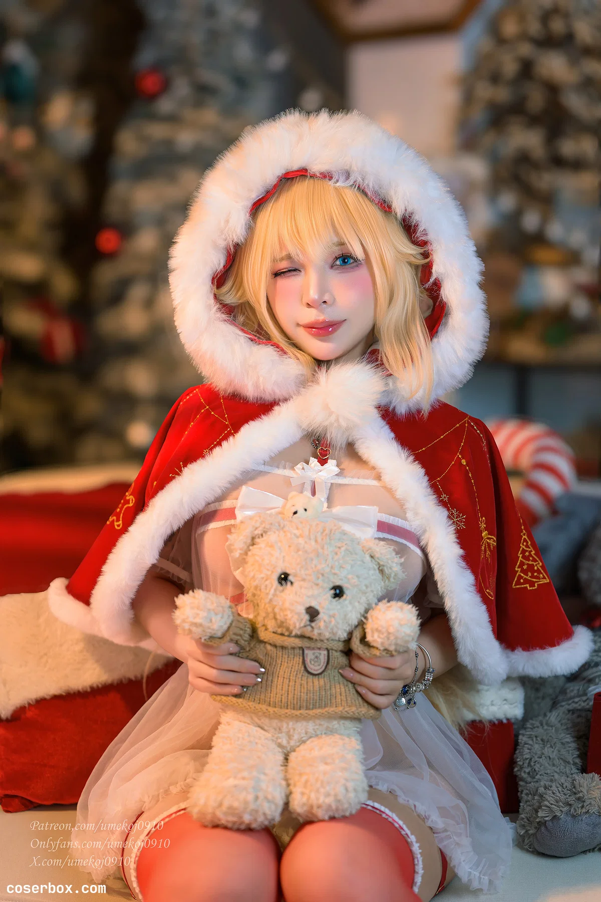 Umeko J 2026.03.27 Merry Peach 超级马里奥圣诞装 - 2