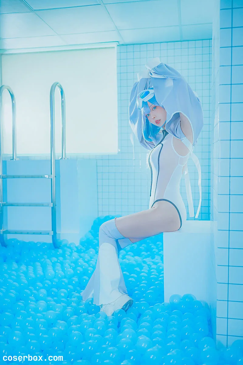 ElyEE子 2026.04.08 June Set B - Clear Blue Drift